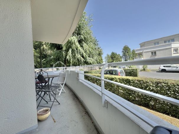 A louer APPARTEMENT T3 86 M2 TERRASSE  CAEN