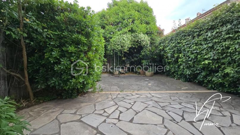 A vendre MAISON  CONTEMPORAINE BORD DE MER SIX FOURS LES PLAGES