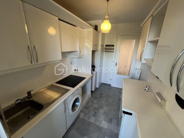 A louer APPARTEMENT T3 55 M2 TERRASSE BORD DE MER LE CANNET