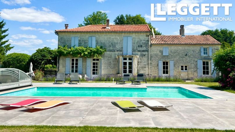 A vendre Charmante maison 12 PIECES Chenac Saint Seurin D Uzet