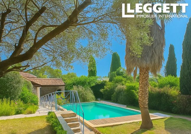 A vendre JOLIE MAISON 14 PIECES PISCINE Saint Vincent De Barbeyrargues