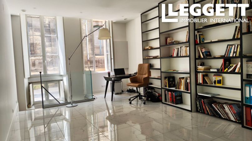 A louer APPARTEMENT T4 107 M2  BORDEAUX