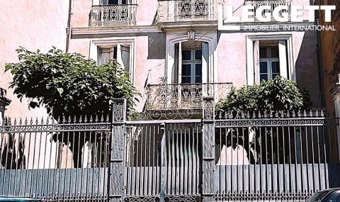 A louer MAISON  DE MAîTRE  QUARANTE