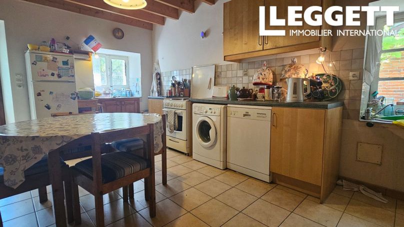 A vendre Maison de village 7 PIECES A RENOVER Mouilleron Saint Germain