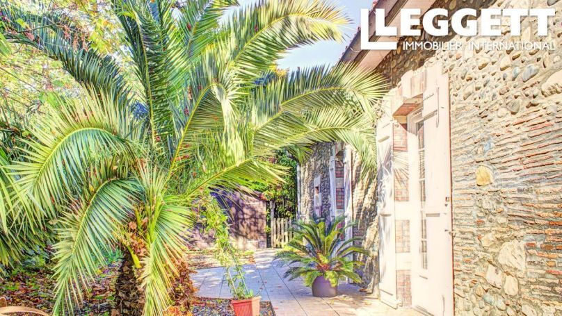 A louer MAISON  12 PIECES 315 M2  SALIES DE BEARN