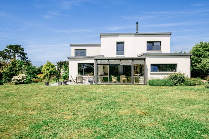 A vendre Maison contemporaine 5 pieces  bord de mer TREBEURDEN