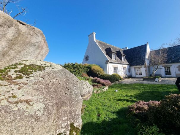 A vendre Maison d'exception 10 PIECES proche des plages PLOUNEOUR-TREZ - FinistÃ¨re Nord
