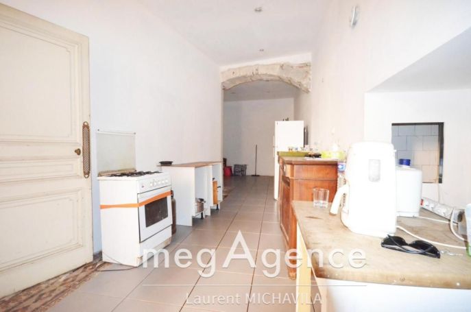 A louer MAISON  DE MAîTRE  VILLENEUVE LES BEZIERS
