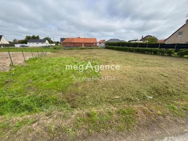A vendre TERRAIN 2 391 M2  AIRE SUR LA LYS