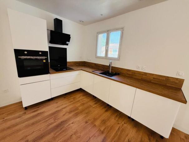 A louer MAISON  4 PIECES 90 M2  HOMPS