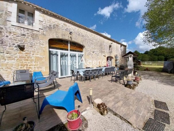 A louer GîTE  SAINT QUANTIN DE RANCANNE
