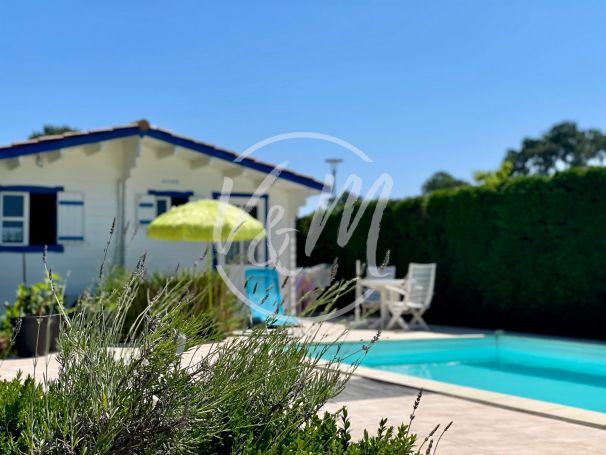 A vendre Superbe maison 6 PIECES 136 M² ARES