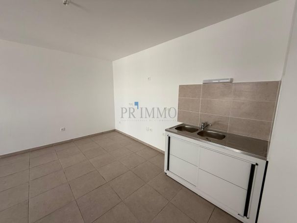 A louer APPARTEMENT NEUF T2 50 M2  TARADEAU