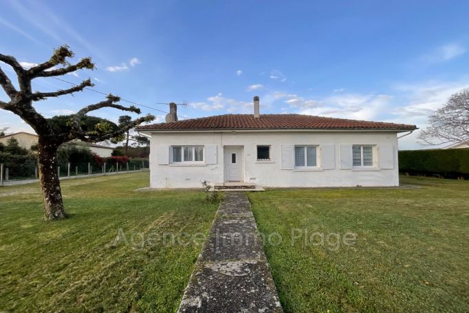 A louer MAISON  CONTEMPORAINE  LESPARRE MEDOC Centre-ville