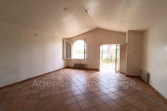 A louer LONGèRE  4 PIECES 111 M2  VERTHEUIL