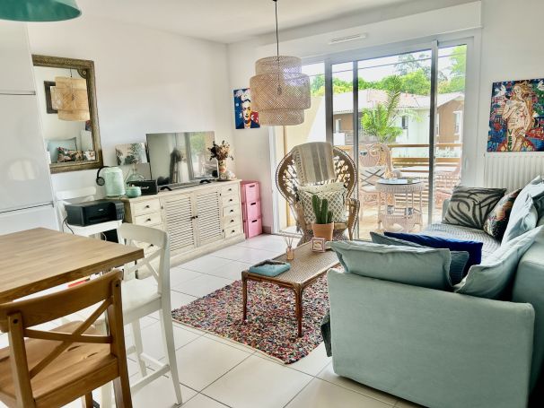 A louer STUDIO NEUF  44 M2 TERRASSE BORD DE MER SEIGNOSSE