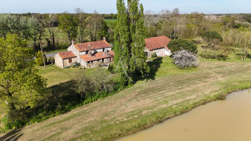 A louer GîTE  SAINT HILAIRE LA FORET