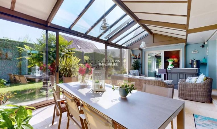 A louer MAISON  8 PIECES 221 M2 BORD DE MER MERLIMONT