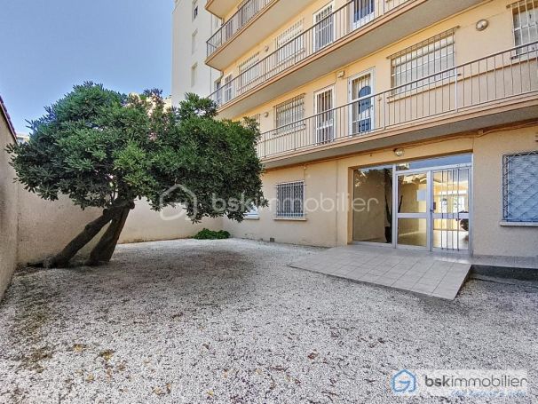 A louer APPARTEMENT T2 36 M2 TERRASSE PIEDS DANS L'EAU CANET EN ROUSSILLON