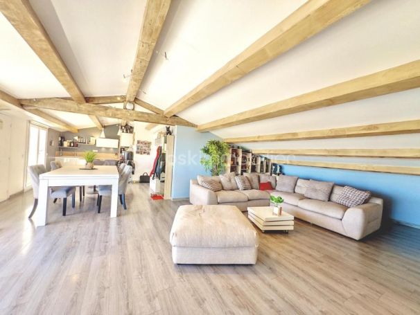 A louer APPARTEMENT DE PRESTIGE T3 69 M2 TERRASSE BORD DE MER MOUGINS
