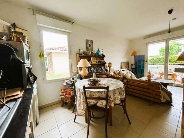 A louer APPARTEMENT T3 55 M2 TERRASSE  SAINT GERVAIS