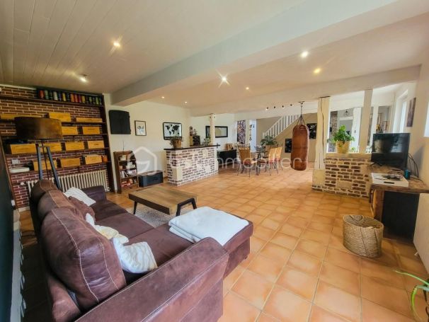 A louer LONGèRE  6 PIECES 200 M2  GODERVILLE