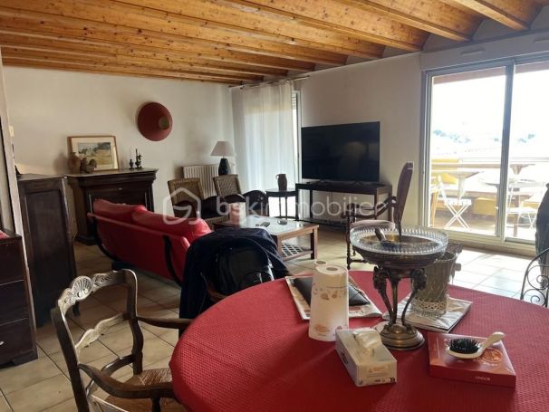 A louer APPARTEMENT DUPLEX T6 126 M2 TERRASSE  BEZIERS