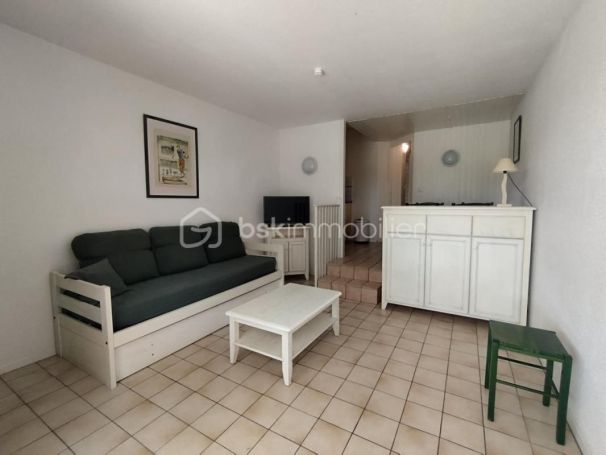 A louer STUDIO  29 M2 TERRASSE PLAGE à PIED SAINT CYPRIEN