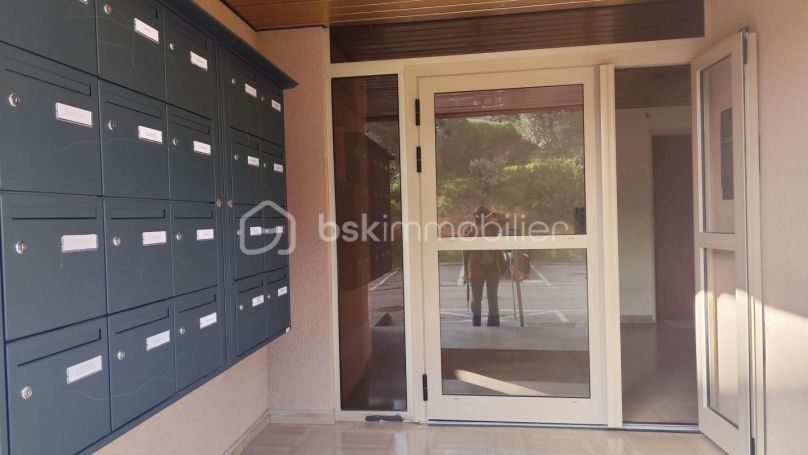A louer APPARTEMENT T2 36 M2 BORD DE MER AJACCIO