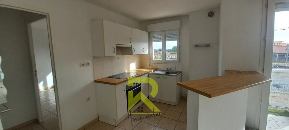 A louer APPARTEMENT T3 53 M2 TERRASSE  BEZIERS