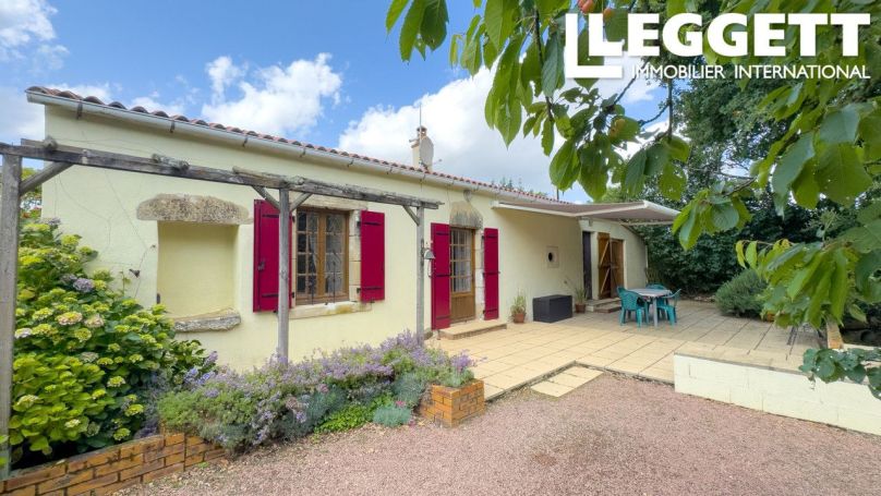 A vendre Charmante maison 3 chambres avec garage double, jardin et terrasse  Mouilleron Saint Germain