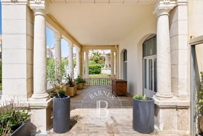 A vendre BEL APPARTEMENT DE CARACTERE BIARRITZ MIRAMAR