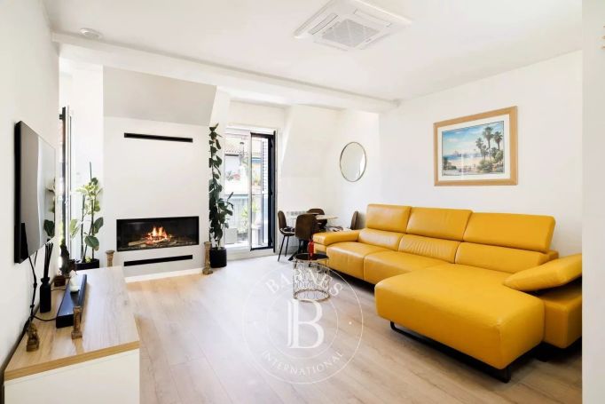 A louer PENTHOUSE  95 M2 TERRASSE BORD DE MER SAN SEBASTIáN