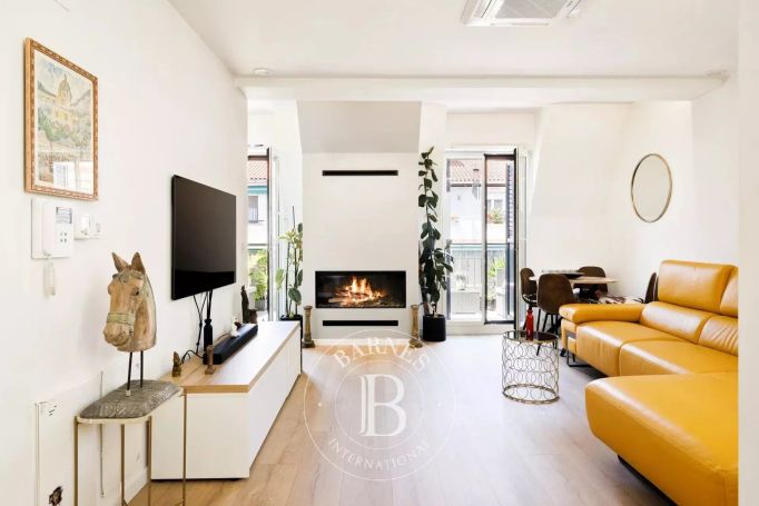 A louer PENTHOUSE  95 M2 TERRASSE BORD DE MER SAN SEBASTIáN