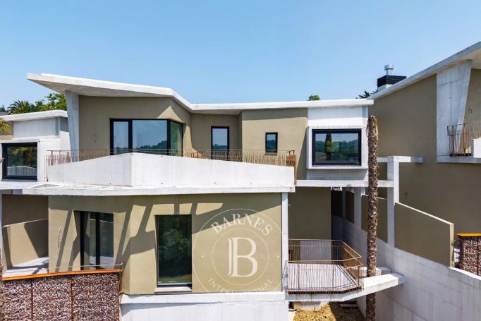 A vendre VILLA D'EXCEPTION 230 M² SAN SEBASTIAN