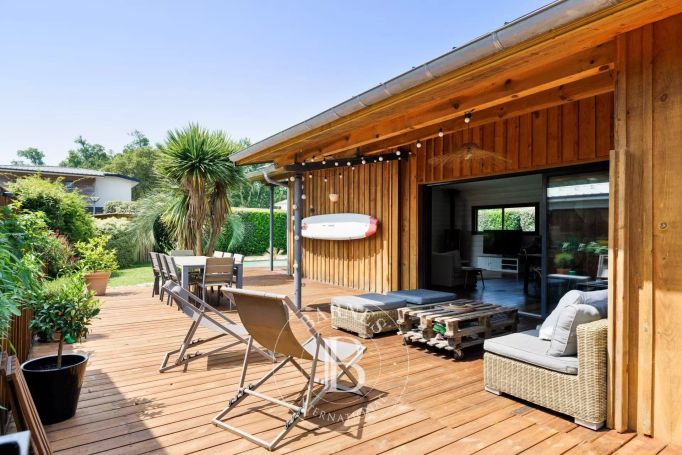 A vendre VILLA CONTEMPORAINE 6 PIECES 172 M² SEIGNOSSE