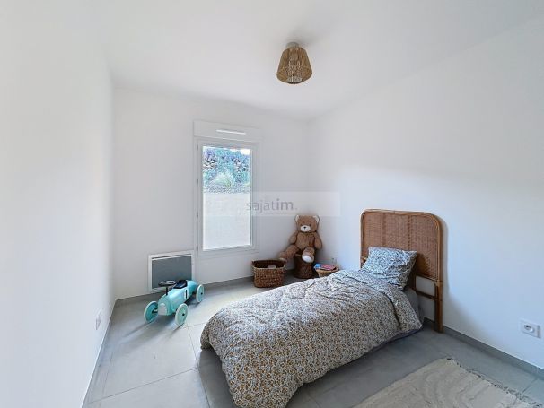 A vendre SPACIEUX APPARTEMENT T3 QUARTIER DES POISSONNIERS La Ciotat