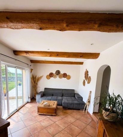 A louer MAISON  5 PIECES 141 M2 BORD DE MER PUISSALICON