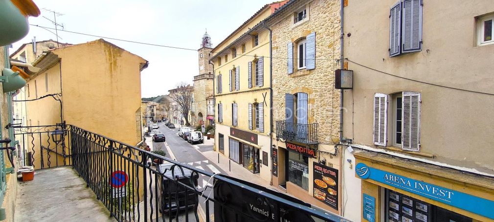 A louer APPARTEMENT T2 71 M2  LAMBESC