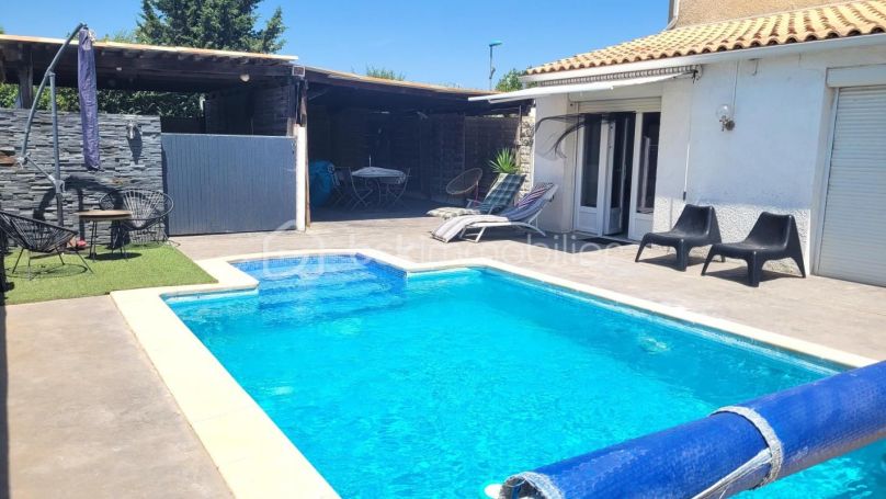 A louer MAISON  7 PIECES 170 M2  COURSAN
