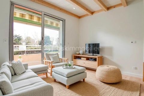 A louer APPARTEMENT DUPLEX T2 24 M2 TERRASSE BORD DE MER LE GRAU DU ROI