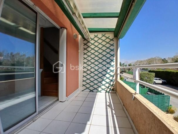 A louer APPARTEMENT DUPLEX T2 24 M2 TERRASSE BORD DE MER LE GRAU DU ROI