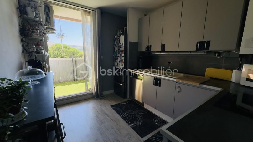 A louer APPARTEMENT T5 93 M2 TERRASSE BORD DE MER ROGNAC