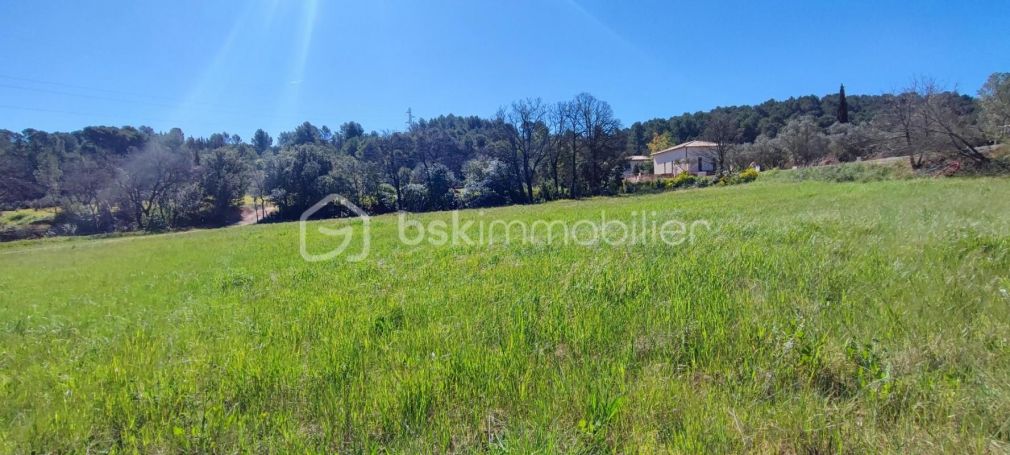 A louer MAISON  2 341 M2  GIGNAC