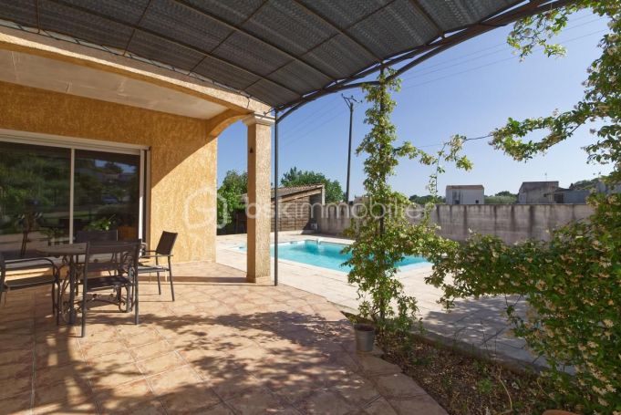 A louer MAISON  5 PIECES 136 M2  LA CALMETTE