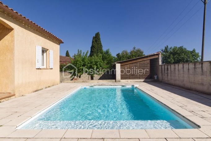 A louer MAISON  5 PIECES 136 M2  LA CALMETTE