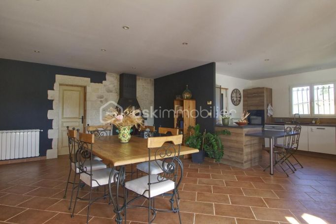 A louer MAISON  5 PIECES 136 M2  LA CALMETTE