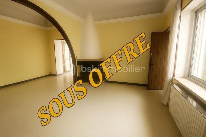 A louer APPARTEMENT T4 91 M2  NIMES