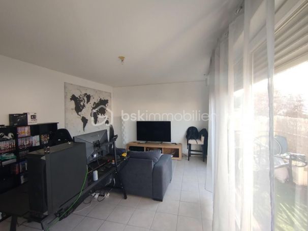 A louer APPARTEMENT T2 45 M2  ARTIGUES PRES BORDEAUX