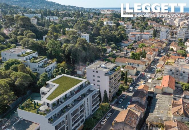A louer APPARTEMENT DE PRESTIGE T4 97 M2 TERRASSE BORD DE MER LE CANNET